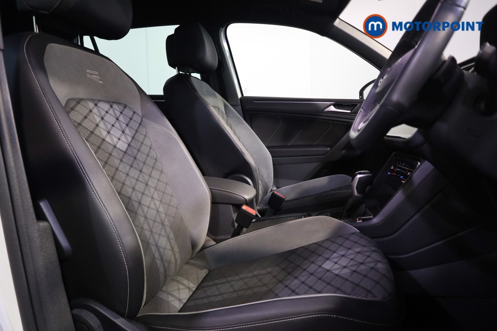 Volkswagen Tiguan R-Line Automatic Petrol Plug-In Hybrid SUV - Stock Number (1627031) - 19th supplementary image