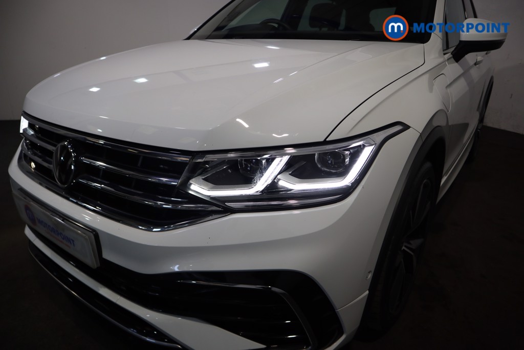 Volkswagen Tiguan R-Line Automatic Petrol Plug-In Hybrid SUV - Stock Number (1627031) - 41st supplementary image