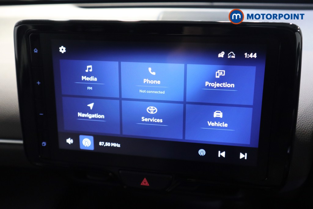 Toyota Yaris Cross Excel Automatic Petrol-Electric Hybrid Estate - Stock Number (1627435) - 6th supplementary image