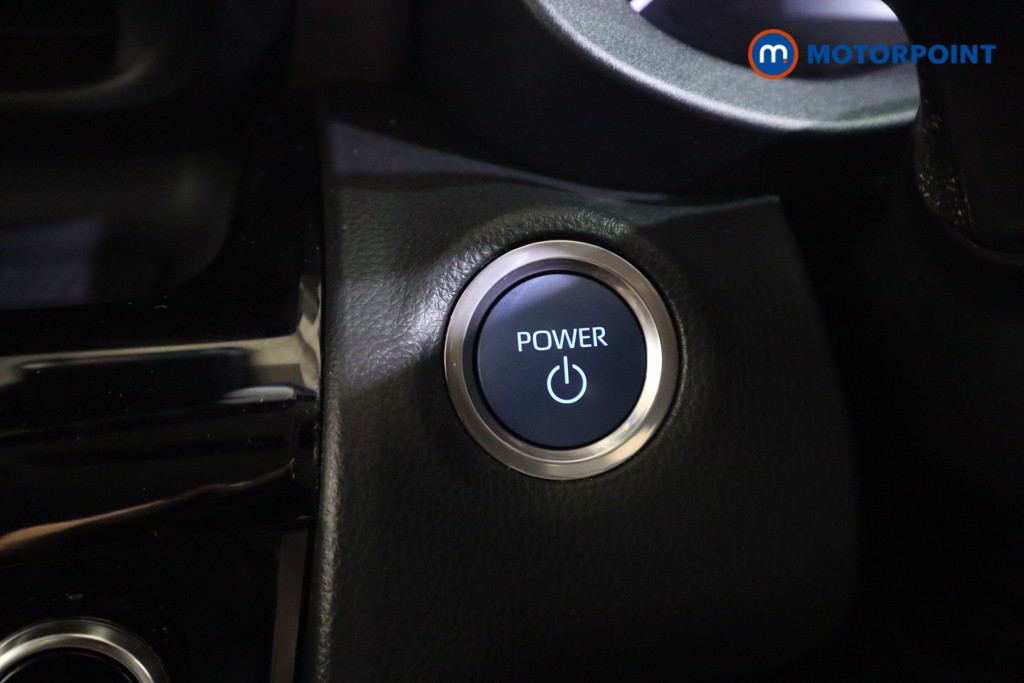 Toyota Yaris Cross Excel Automatic Petrol-Electric Hybrid Estate - Stock Number (1627435) - 8th supplementary image