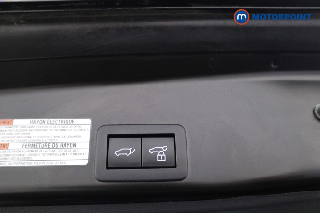 Toyota Yaris Cross Excel Automatic Petrol-Electric Hybrid Estate - Stock Number (1627435) - 21st supplementary image