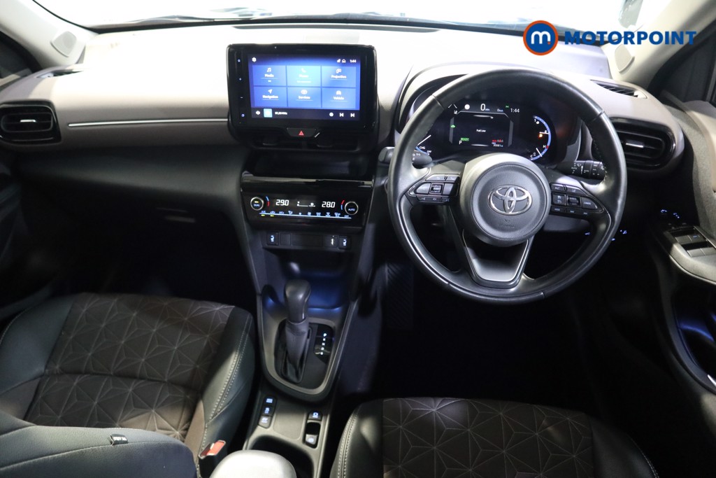 Toyota Yaris Cross Excel Automatic Petrol-Electric Hybrid Estate - Stock Number (1627435) - 1st supplementary image
