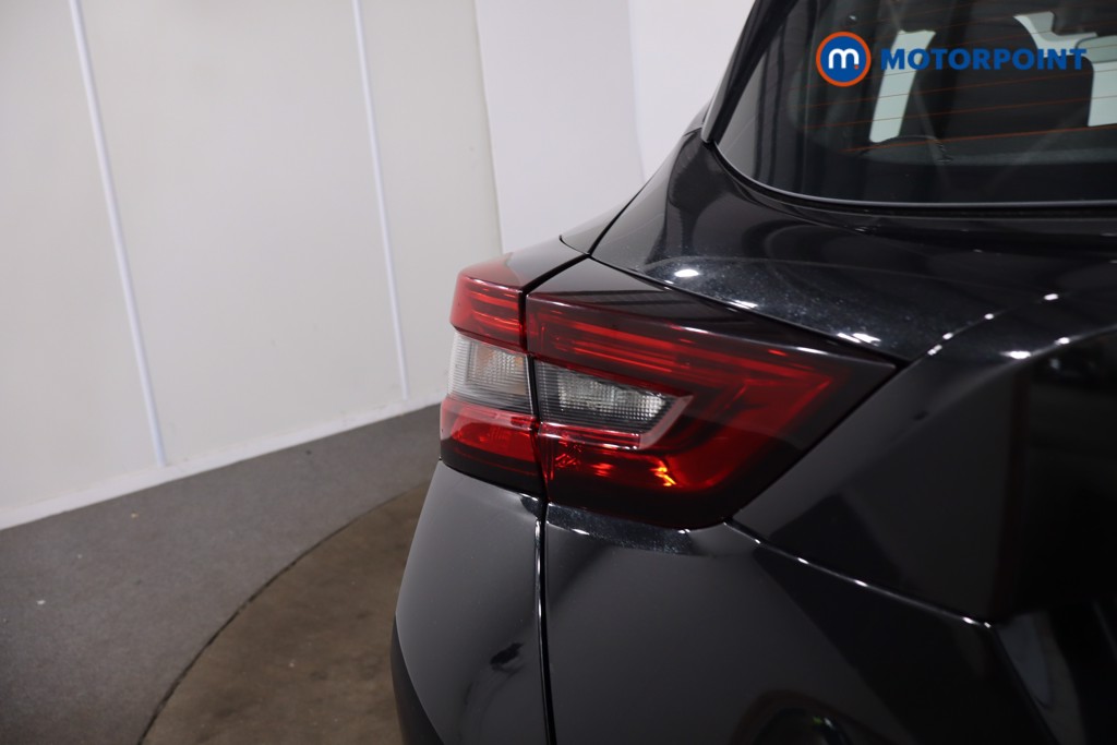 Nissan Juke Acenta Premium Manual Petrol SUV - Stock Number (1628288) - 32nd supplementary image