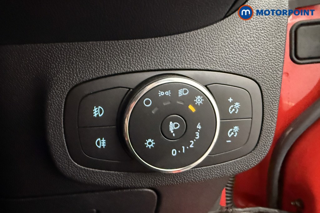 Ford Fiesta Titanium Manual Petrol Hatchback - Stock Number (1628700) - 5th supplementary image