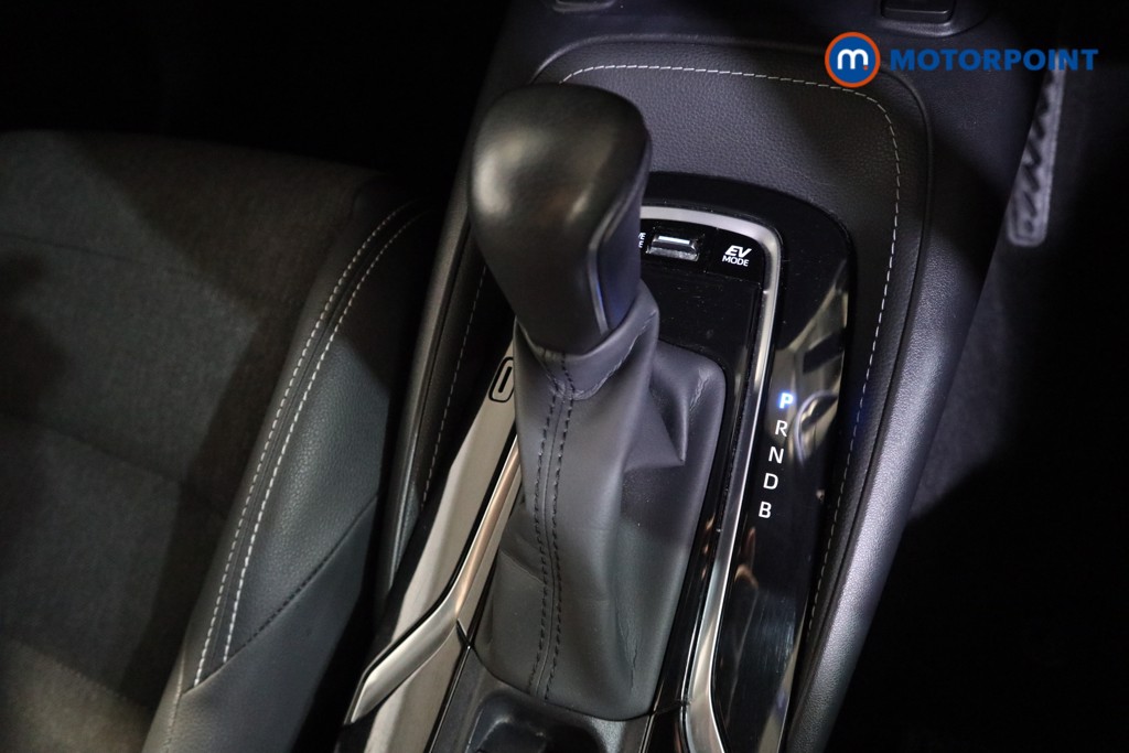 Toyota Corolla Design Automatic Petrol-Electric Hybrid Hatchback - Stock Number (1628919) - 10th supplementary image