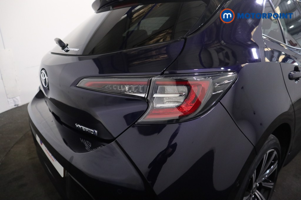 Toyota Corolla Design Automatic Petrol-Electric Hybrid Hatchback - Stock Number (1628919) - 30th supplementary image