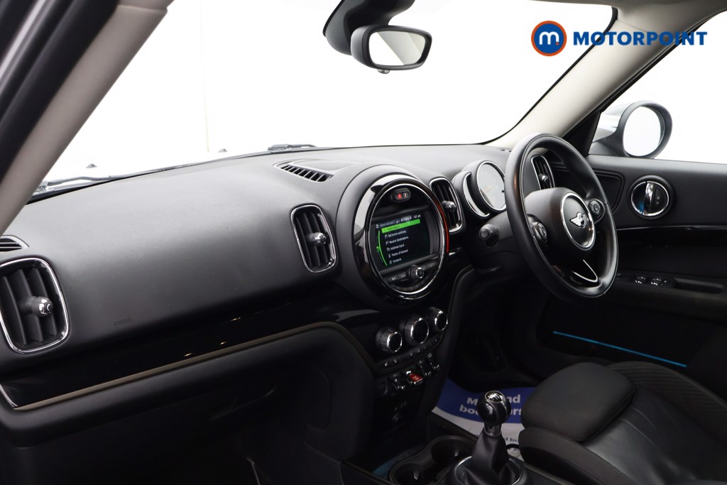 Mini Countryman Cooper Manual Petrol SUV - Stock Number (1629048) - 17th supplementary image