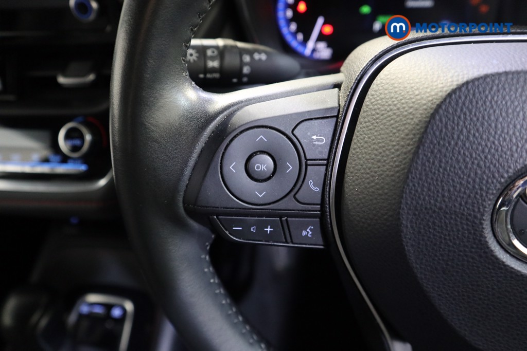 Toyota Corolla Excel Automatic Petrol-Electric Hybrid Estate - Stock Number (1629097) - 3rd supplementary image