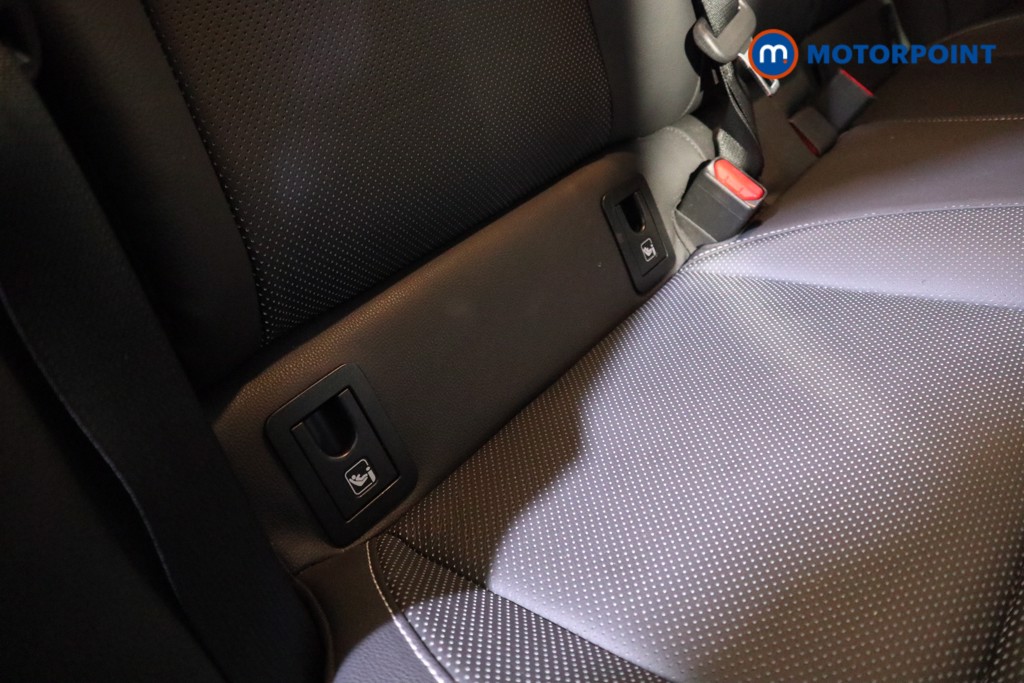 Toyota Corolla Excel Automatic Petrol-Electric Hybrid Estate - Stock Number (1629097) - 18th supplementary image