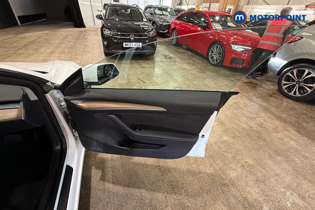 Tesla Model 3 Long Range Automatic Electric Saloon - Stock Number (1629243) - 19th supplementary image