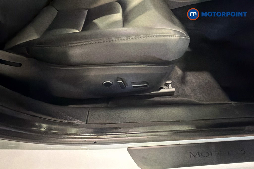 Tesla Model 3 Long Range Automatic Electric Saloon - Stock Number (1629243) - 25th supplementary image