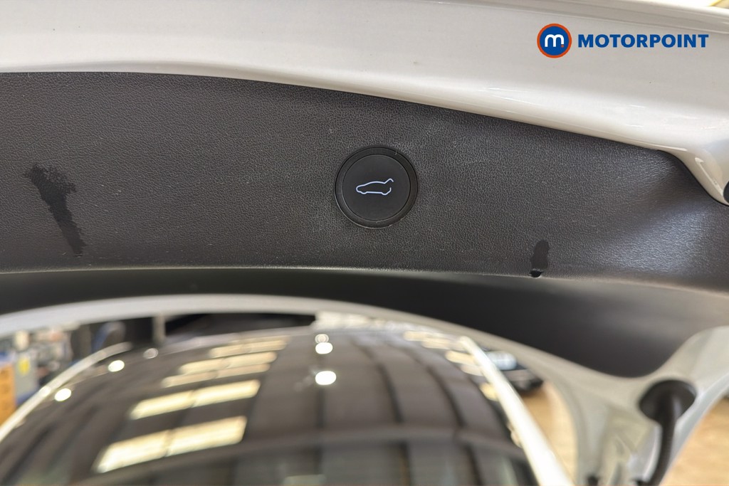 Tesla Model 3 Long Range Automatic Electric Saloon - Stock Number (1629243) - 35th supplementary image