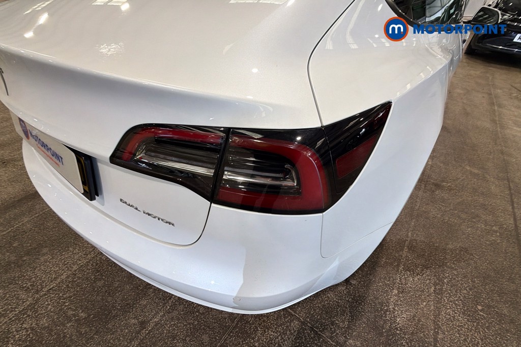 Tesla Model 3 Long Range Automatic Electric Saloon - Stock Number (1629243) - 38th supplementary image