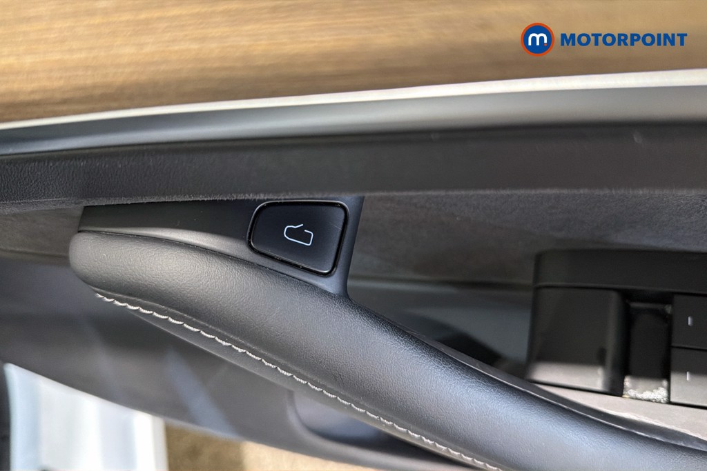 Tesla Model 3 Long Range Automatic Electric Saloon - Stock Number (1629243) - 42nd supplementary image