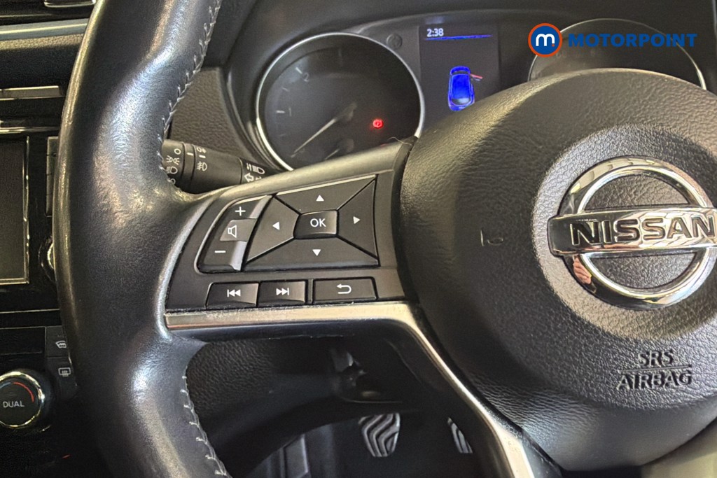 Nissan Qashqai Acenta Premium Manual Diesel SUV - Stock Number (1629910) - 3rd supplementary image