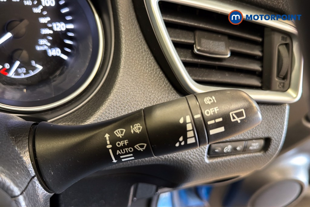 Nissan Qashqai Acenta Premium Manual Diesel SUV - Stock Number (1629910) - 7th supplementary image