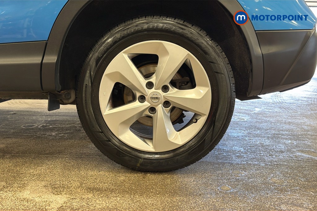 Nissan Qashqai Acenta Premium Manual Diesel SUV - Stock Number (1629910) - 48th supplementary image