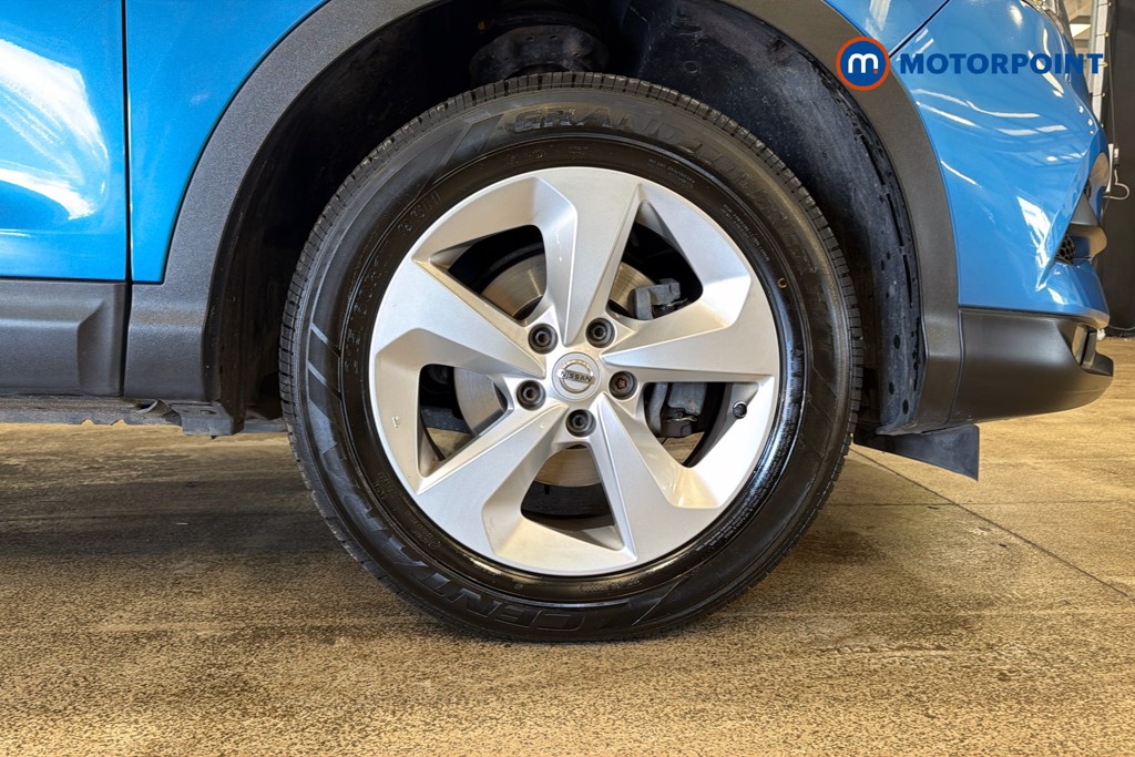 Nissan Qashqai Acenta Premium Manual Diesel SUV - Stock Number (1629910) - 50th supplementary image