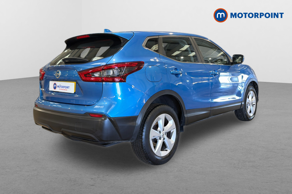 Nissan Qashqai Acenta Premium Manual Diesel SUV - Stock Number (1629910) - Drivers side rear corner