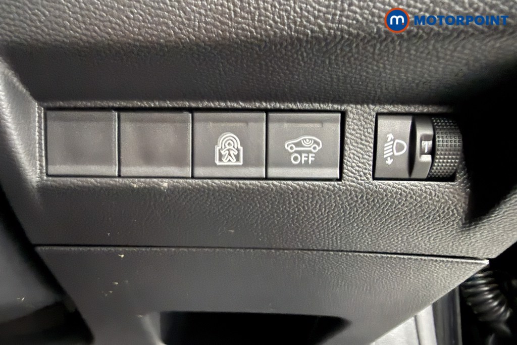 Peugeot 208 Allure Manual Petrol Hatchback - Stock Number (1630103) - 5th supplementary image