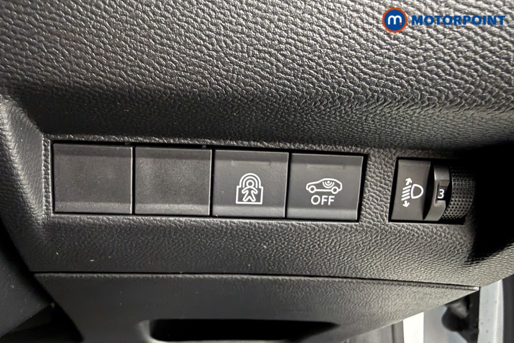 Peugeot 208 Allure Manual Petrol Hatchback - Stock Number (1630127) - 5th supplementary image