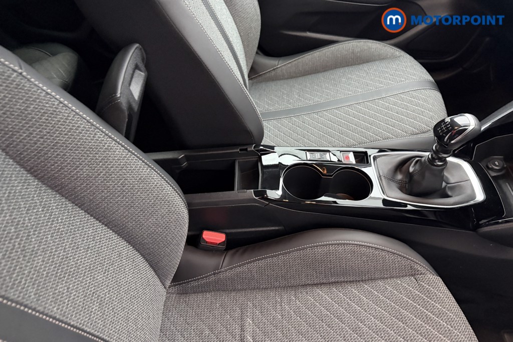 Peugeot 208 Allure Manual Petrol Hatchback - Stock Number (1630127) - 12th supplementary image