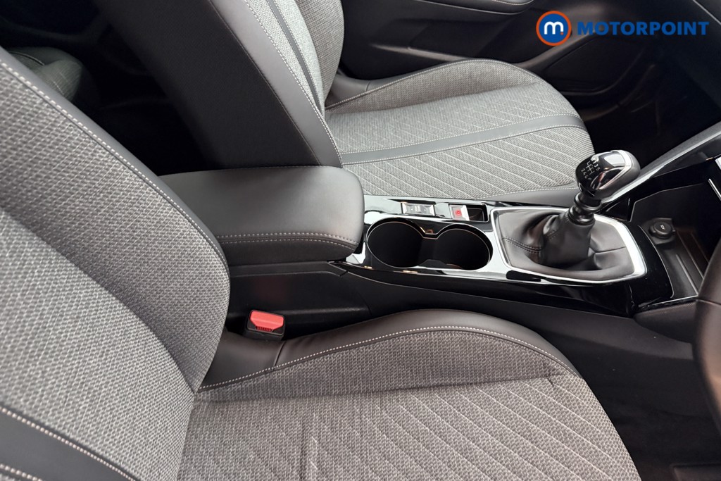 Peugeot 208 Allure Manual Petrol Hatchback - Stock Number (1630127) - 13th supplementary image