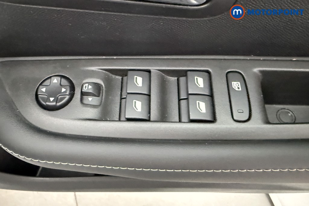Peugeot 208 Allure Manual Petrol Hatchback - Stock Number (1630127) - 16th supplementary image