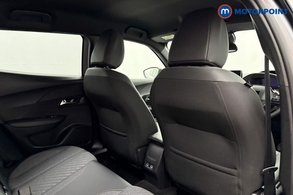 Peugeot 2008 Allure Manual Petrol SUV - Stock Number (1630230) - 17th supplementary image