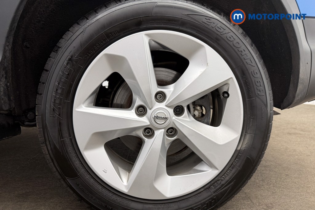 Nissan Qashqai Acenta Premium Manual Petrol SUV - Stock Number (1630721) - 13th supplementary image
