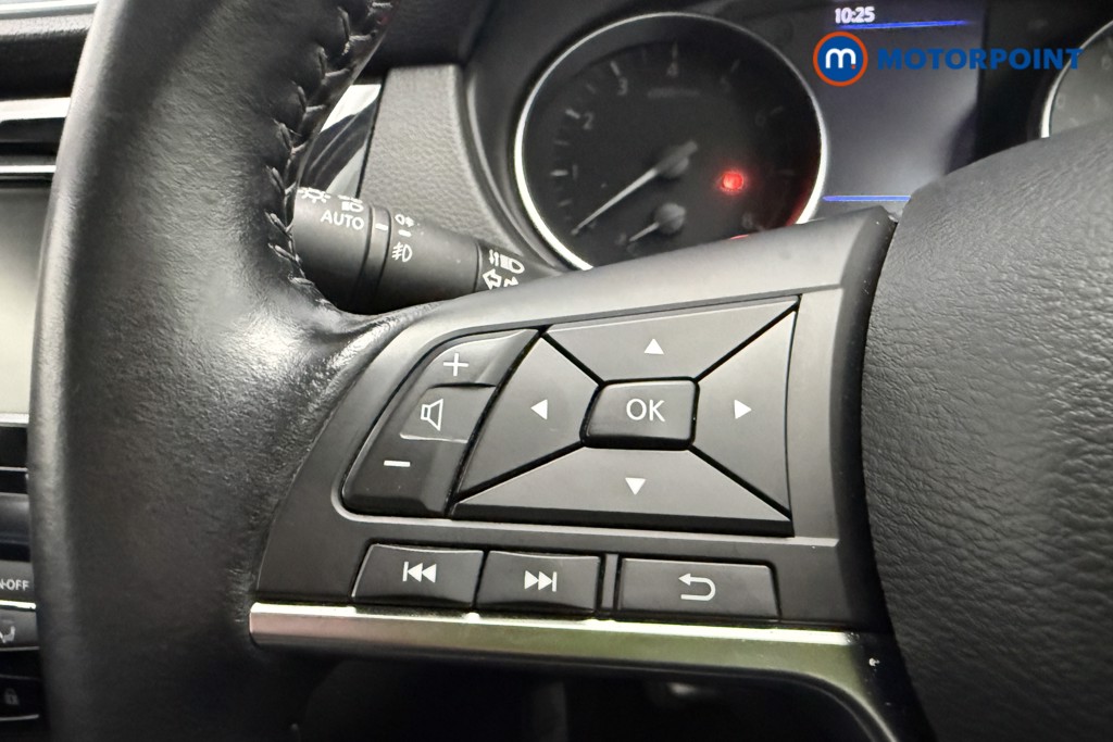Nissan Qashqai Acenta Premium Manual Petrol SUV - Stock Number (1630721) - 14th supplementary image