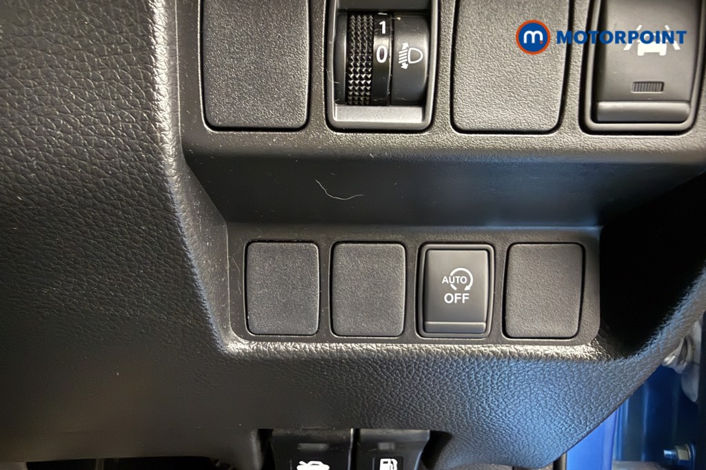 Nissan Qashqai Acenta Premium Manual Petrol SUV - Stock Number (1630721) - 17th supplementary image