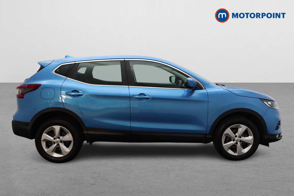 Nissan Qashqai Acenta Premium Manual Petrol SUV - Stock Number (1630721) - Drivers side