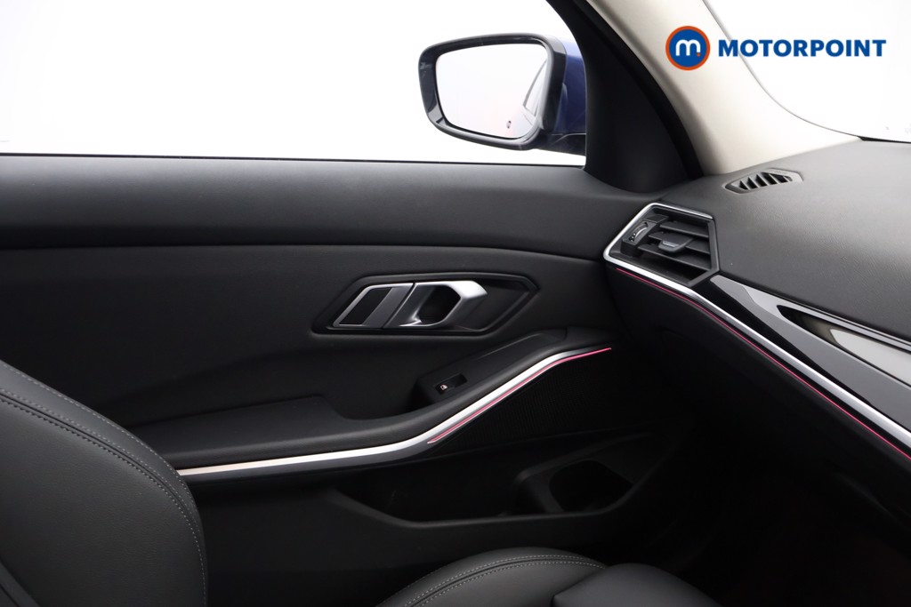 BMW 3 Series Sport Automatic Petrol Plug-In Hybrid Estate - Stock Number (1630975) - 10th supplementary image