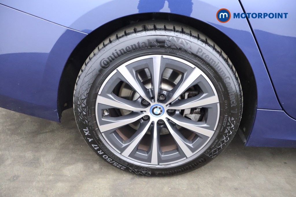 BMW 3 Series Sport Automatic Petrol Plug-In Hybrid Estate - Stock Number (1630975) - 20th supplementary image