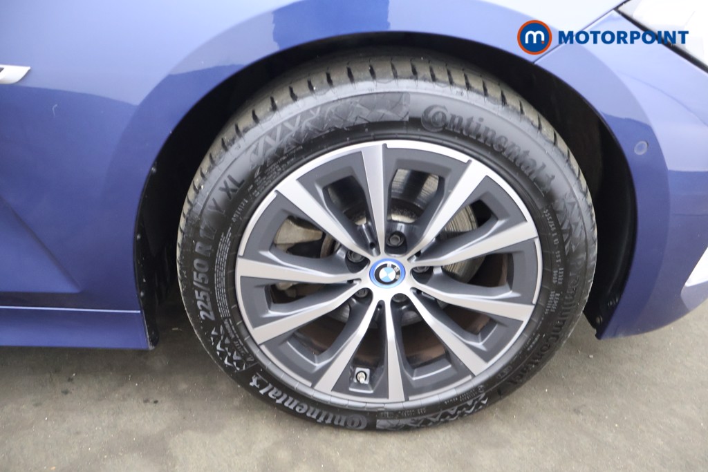 BMW 3 Series Sport Automatic Petrol Plug-In Hybrid Estate - Stock Number (1630975) - 21st supplementary image