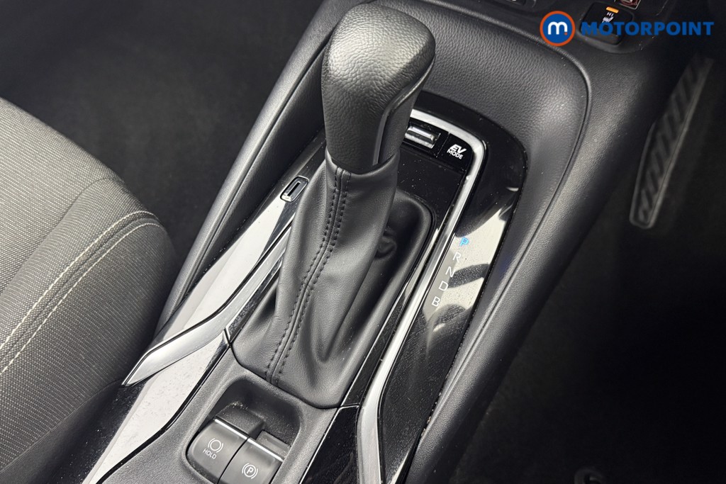 Toyota Corolla Icon Automatic Petrol-Electric Hybrid Estate - Stock Number (1631221) - 6th supplementary image