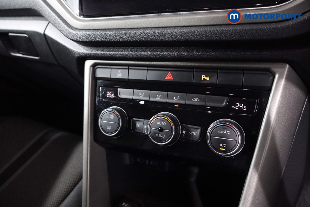 Volkswagen T-Roc Design Manual Petrol SUV - Stock Number (1631877) - 20th supplementary image
