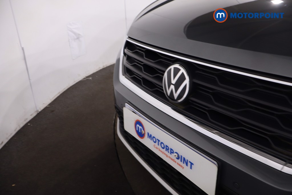 Volkswagen T-Roc Design Manual Petrol SUV - Stock Number (1631877) - 28th supplementary image