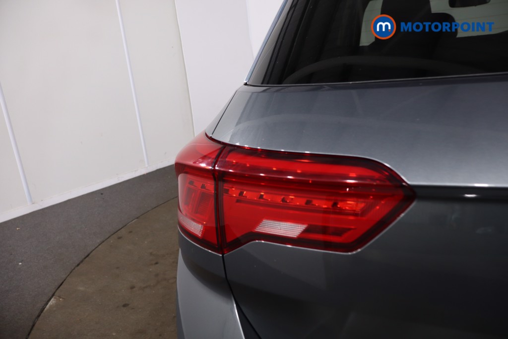 Volkswagen T-Roc Design Manual Petrol SUV - Stock Number (1631877) - 35th supplementary image