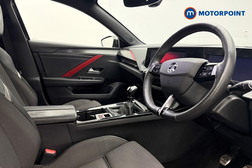 Vauxhall Astra Gs Line Manual Petrol Hatchback - Stock Number (1632078) - 5th supplementary image