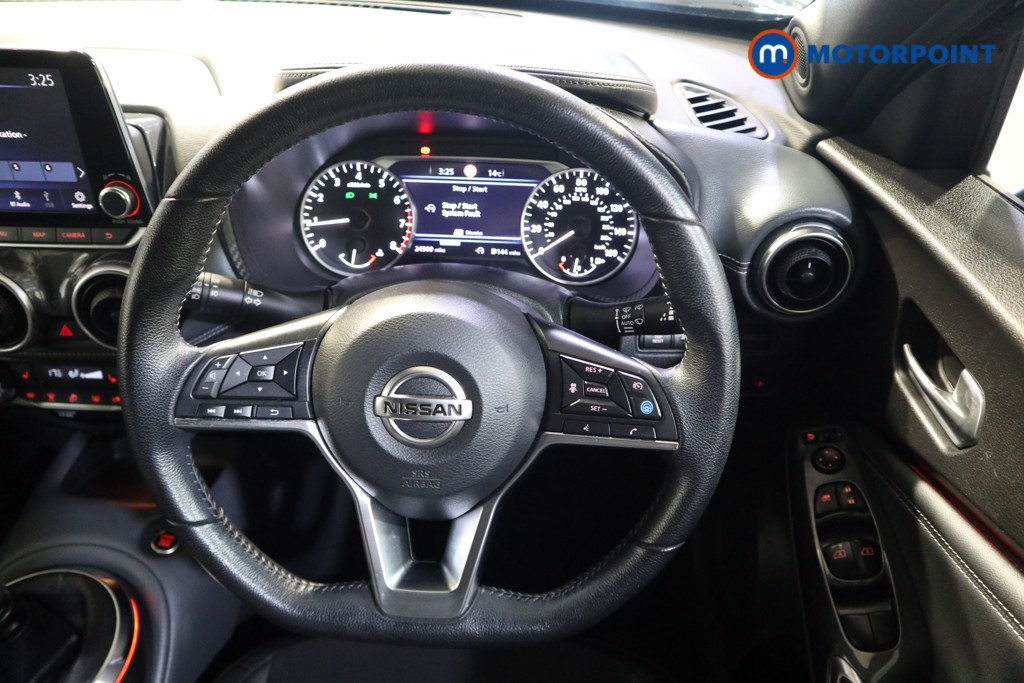 Nissan Juke Tekna Manual Petrol SUV - Stock Number (1632115) - 2nd supplementary image