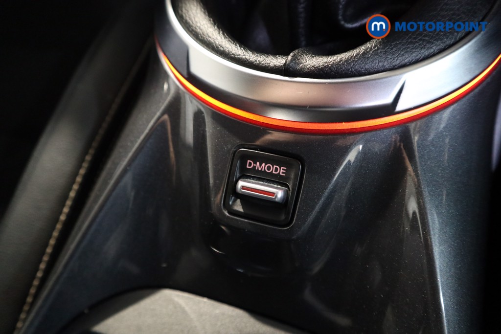 Nissan Juke Tekna Manual Petrol SUV - Stock Number (1632115) - 10th supplementary image