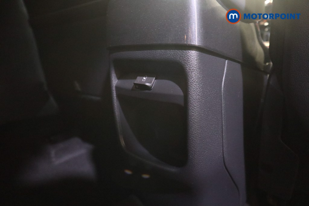 Nissan Juke Tekna Manual Petrol SUV - Stock Number (1632115) - 20th supplementary image