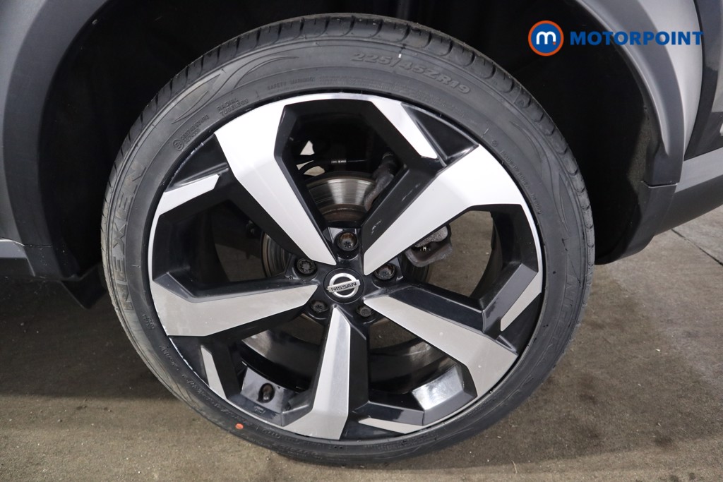 Nissan Juke Tekna Manual Petrol SUV - Stock Number (1632115) - 26th supplementary image