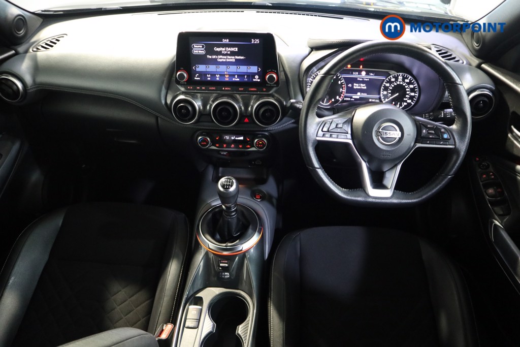 Nissan Juke Tekna Manual Petrol SUV - Stock Number (1632115) - 1st supplementary image