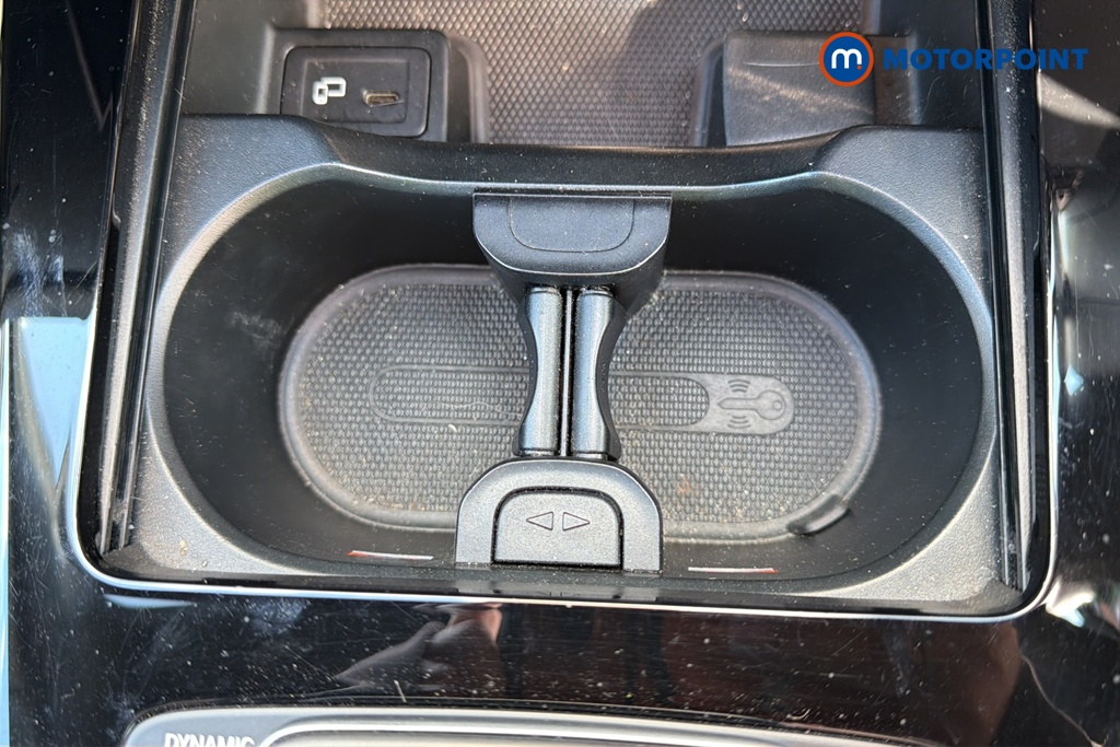 Mercedes-Benz CLA Amg Line Automatic Petrol Coupe - Stock Number (1632493) - 16th supplementary image