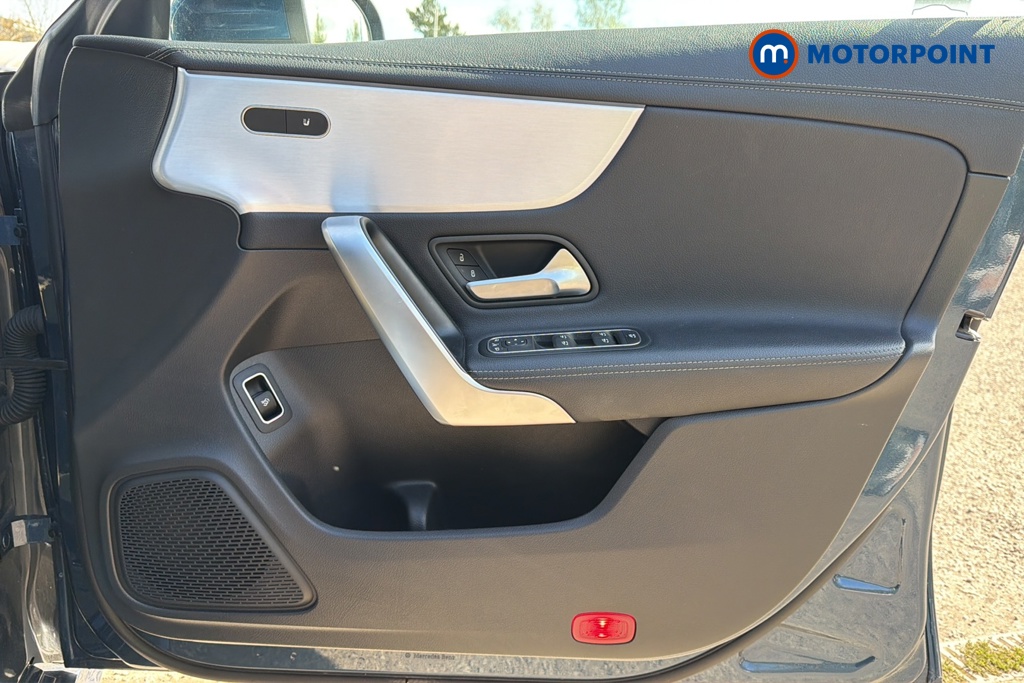 Mercedes-Benz CLA Amg Line Automatic Petrol Coupe - Stock Number (1632493) - 18th supplementary image