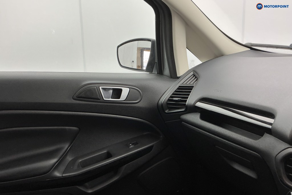 Ford Ecosport St-Line Manual Petrol SUV - Stock Number (1632873) - 20th supplementary image