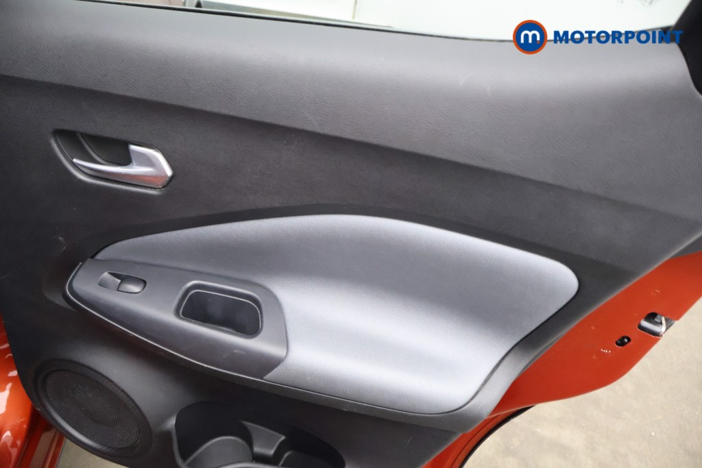 Nissan Juke Tekna Manual Petrol SUV - Stock Number (1632947) - 16th supplementary image